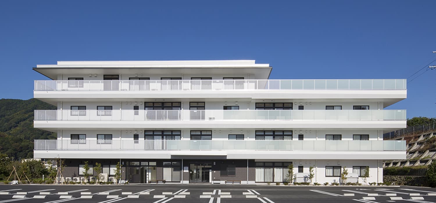 白扇閣　静岡　清水　興津　清水区　しみず　おきつ　承元寺　小島　両河内　袖師　庵原　介護　福祉　福祉士　資格　保険　老人　ホーム　特別養護　特養　デイサービス　シュートステイ　採用　求人　高校　大学　新卒　中途　パート　アルバイト　働く　ジョブ　JOB　職業安定所　職安　ハローワーク　高卒　大卒　介護施設　タウンワーク　DOMO　長期　短期　面接　見学　福祉士会　松風荘　養護老人ホーム　働きやすい　ホワイト　ライフワークバランス